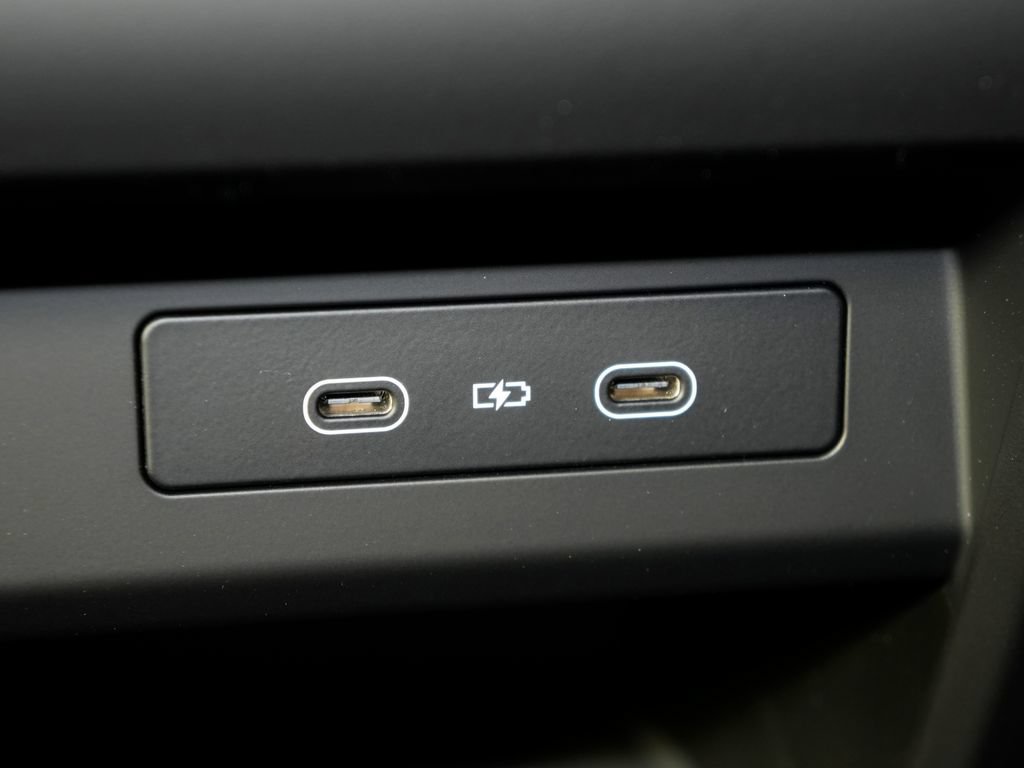 Used 2026 Porsche Cayenne Coupe AWD/4WD image 35