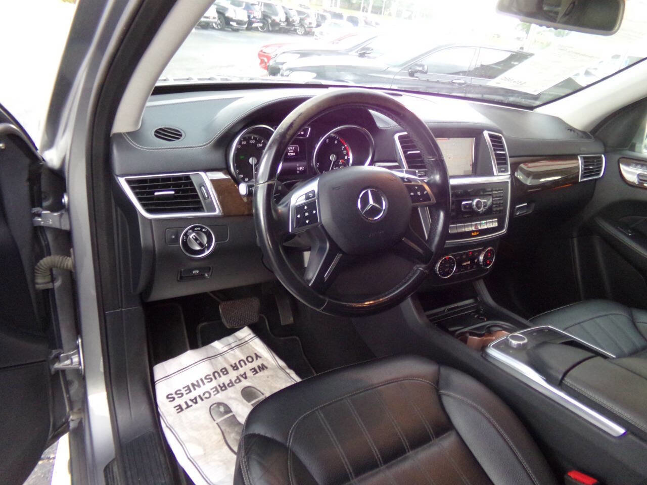 Used 2015 Mercedes-Benz GL 450 GL 450 4MATIC AWD 4dr SUV image 9