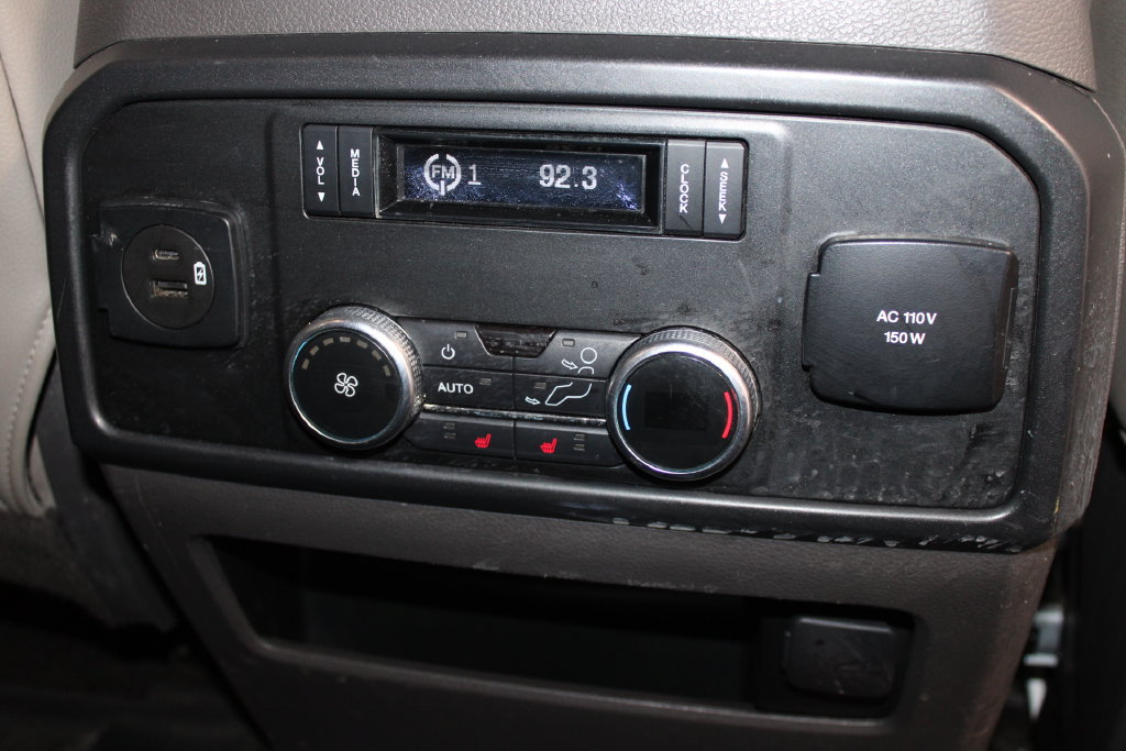 Used 2021 Ford Expedition Limited AWD/4WD image 35