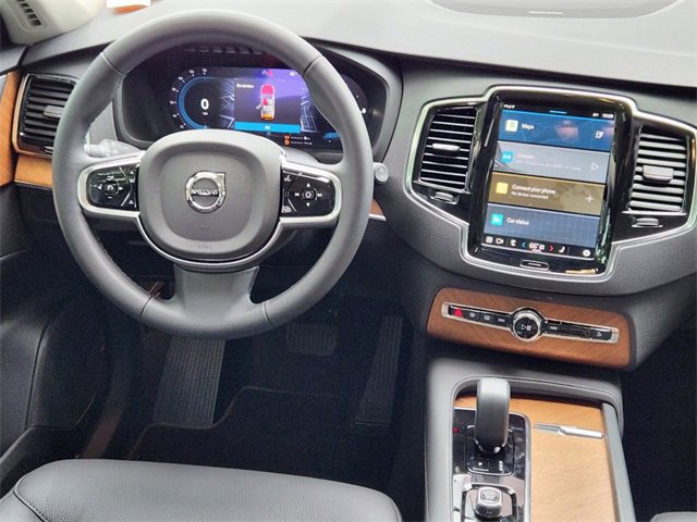 Used 2025 Volvo XC90 T8 Plus w/ Protection Package Premier image 31