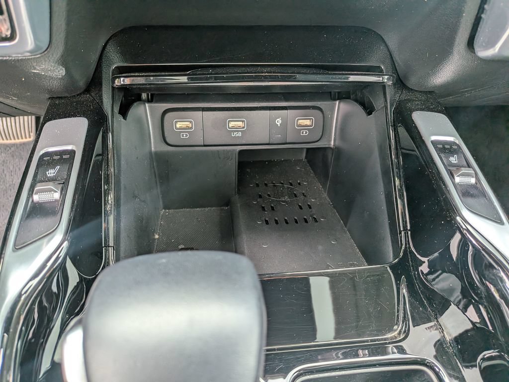Used 2023 Kia Sorento SX AWD/4WD image 18