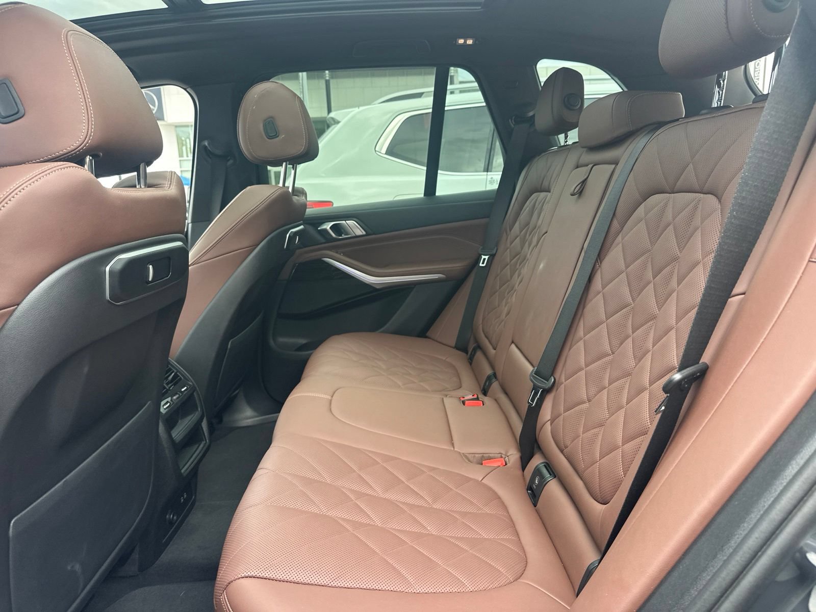 Used 2024 BMW X5 xDrive50e w/ M Sport Package AWD/4WD image 20