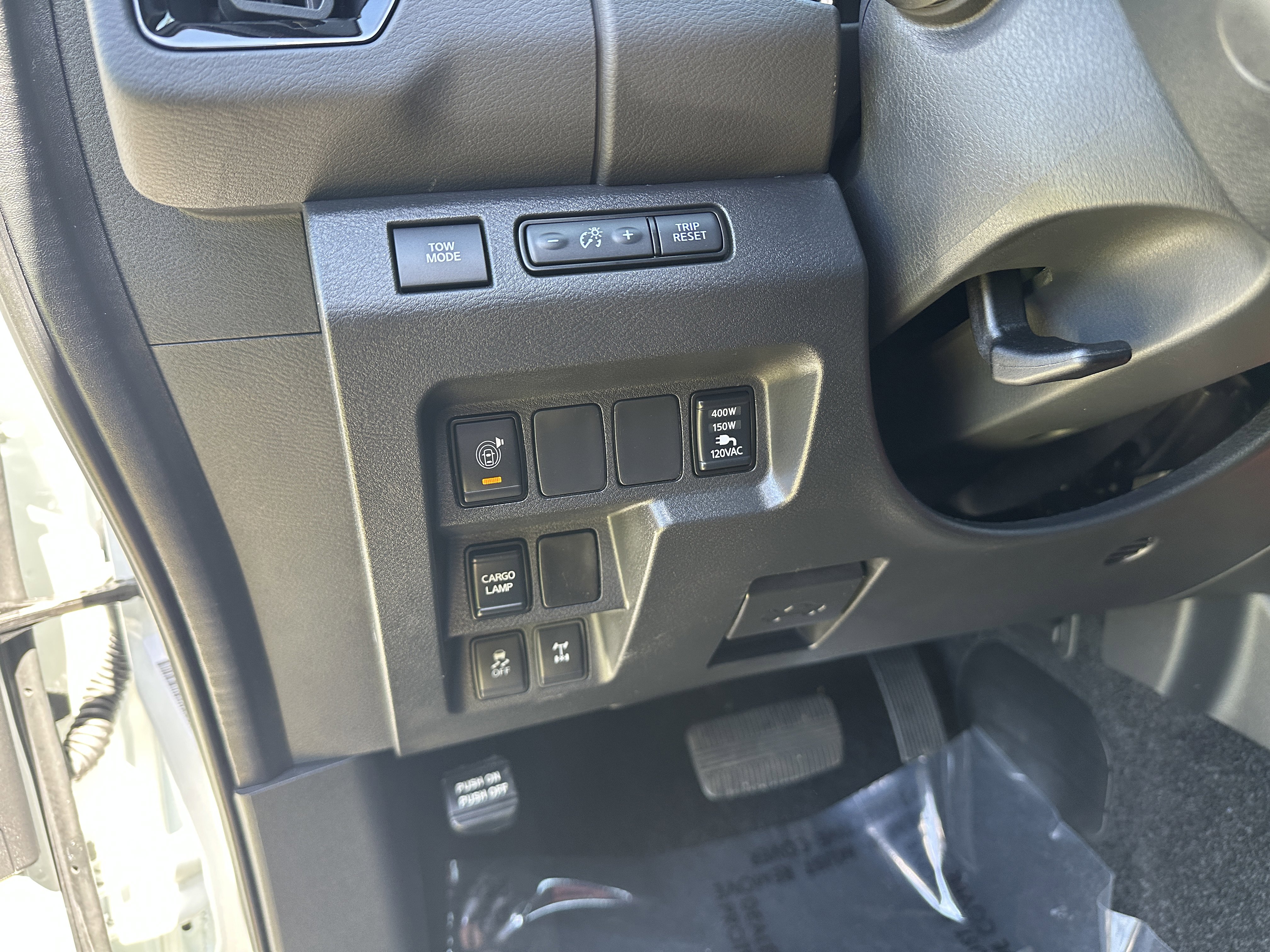 Used 2026 Nissan Frontier PRO-4X w/ Pro-4x Convenience Package image 24