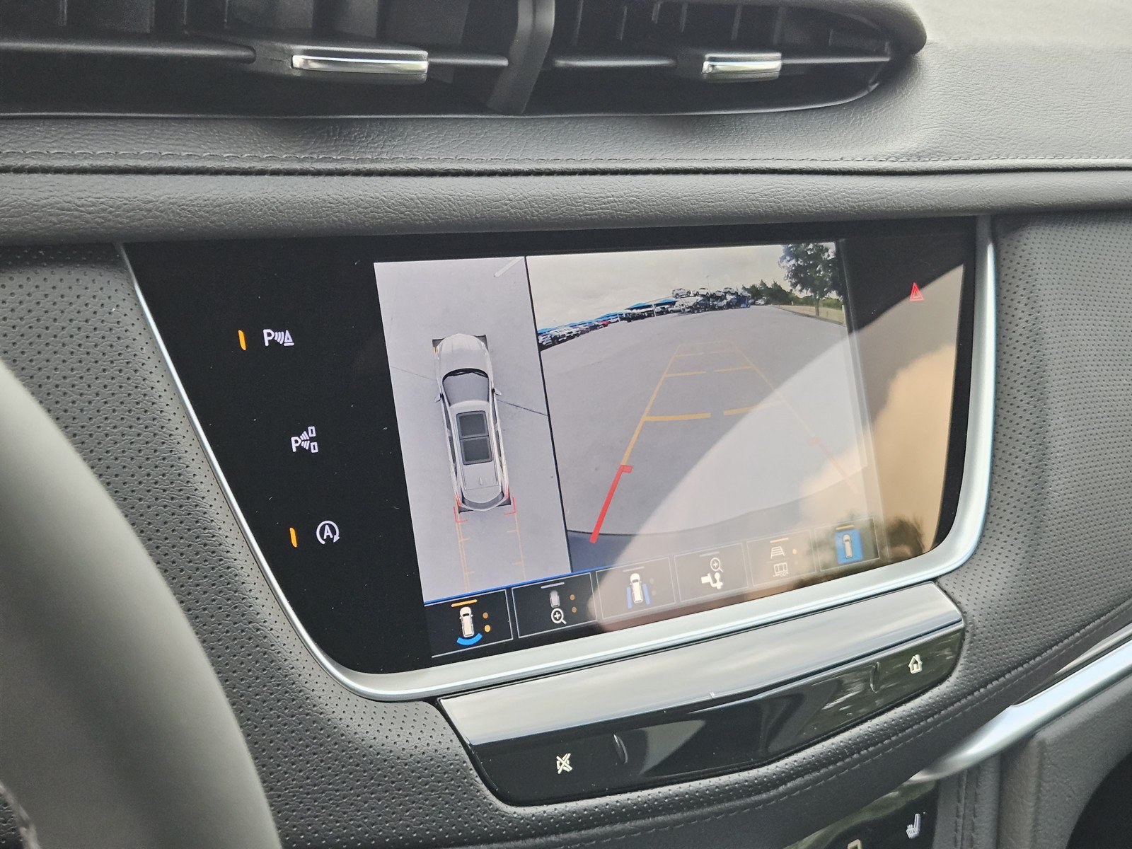 New 2026 Cadillac XT5 Premium Luxury w/ Driver Assist Package FWD image 13