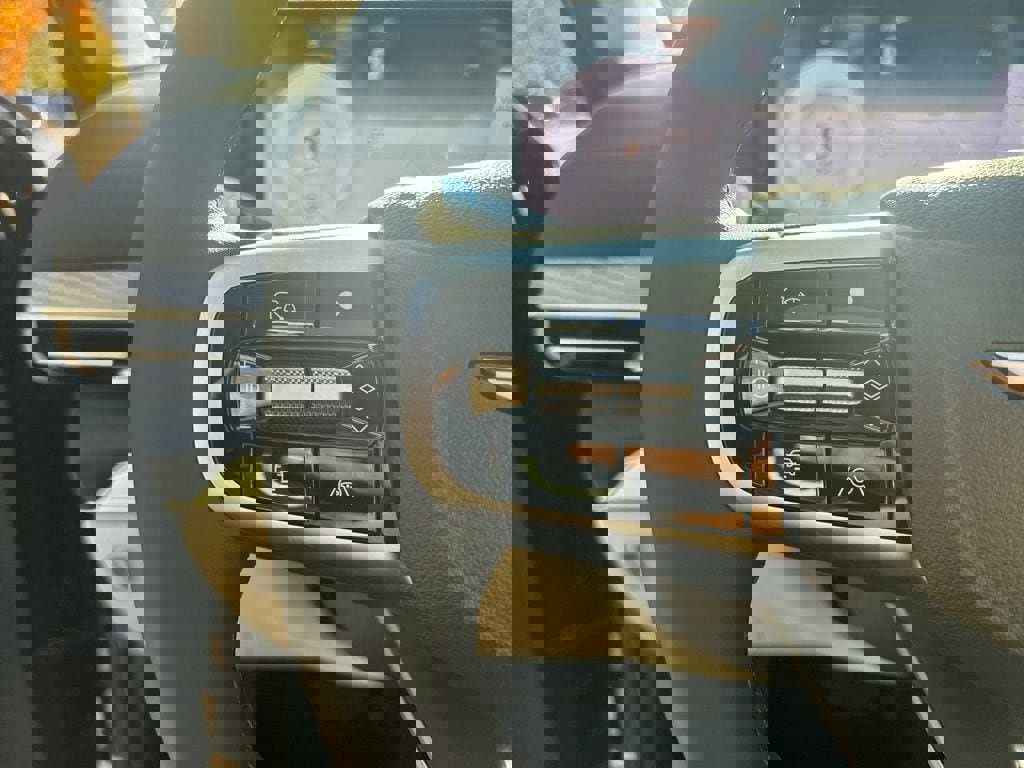 New 2026 Genesis GV80 2.5T Advanced image 17