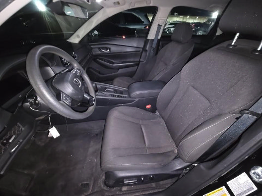 Used 2025 Honda Accord SE image 4