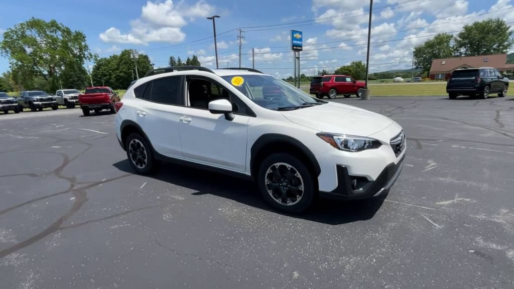 Used 2023 Subaru Crosstrek 2.0i Premium AWD/4WD image 2