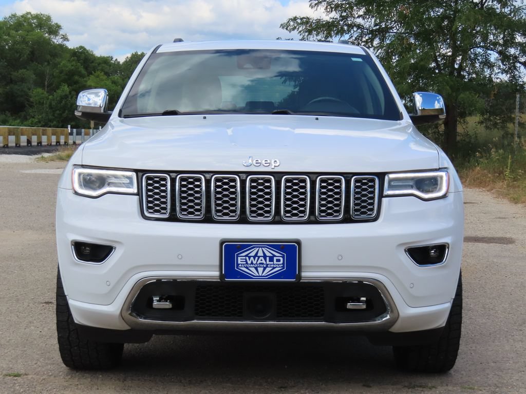 Used 2019 Jeep Grand Cherokee Overland AWD/4WD image 16
