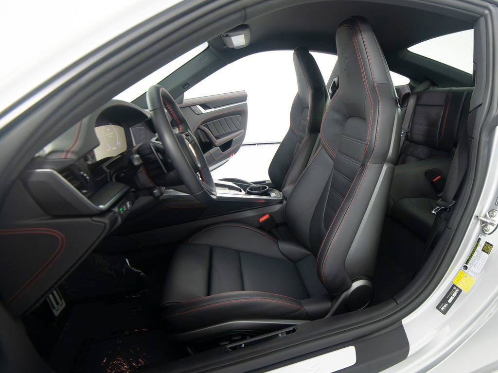 Certified 2026 Porsche 911 Carrera S RWD image 5