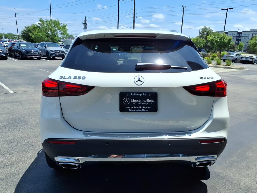 New 2026 Mercedes-Benz GLA 250 4MATIC image 6