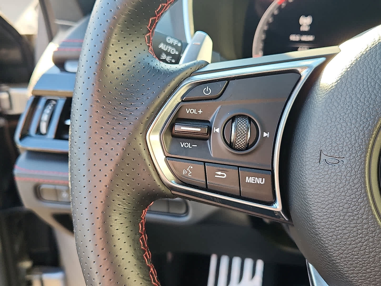 Used 2025 Acura MDX A-Spec image 23