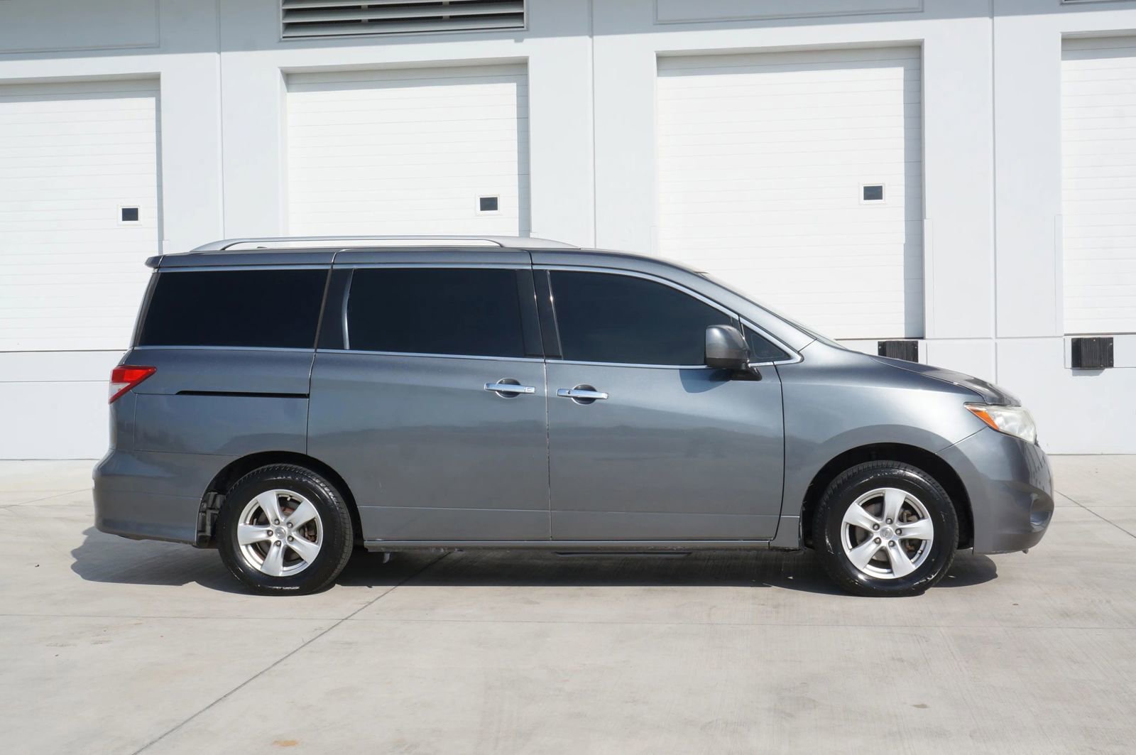 Used 2016 Nissan Quest SV image 15