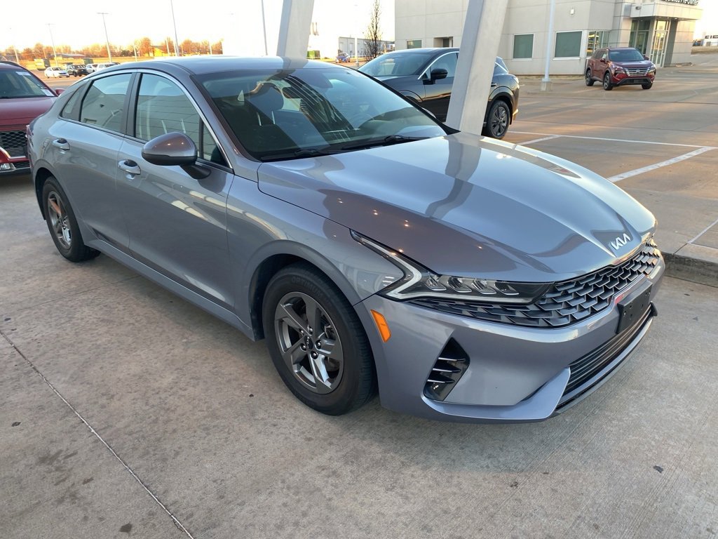 Used 2022 Kia K5 LXS image 3