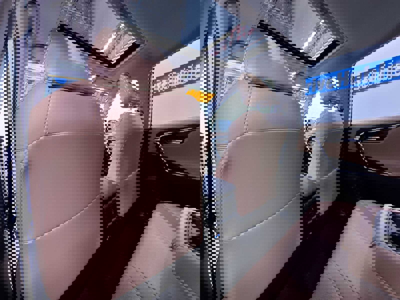 Used 2022 Toyota RAV4 Limited image 37