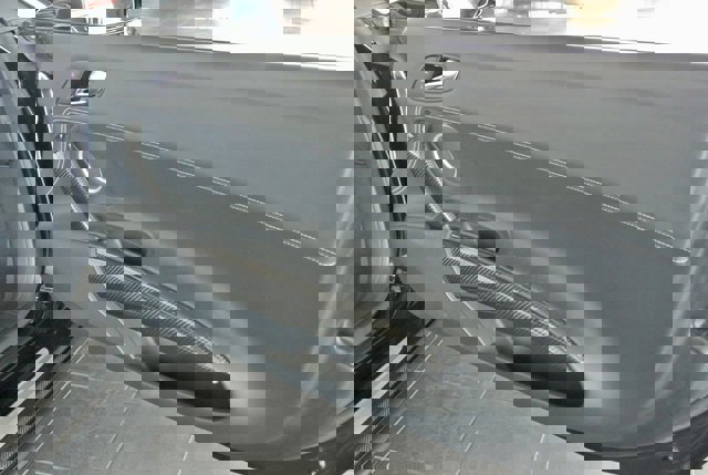 Used 2011 Audi R8 V10 image 26