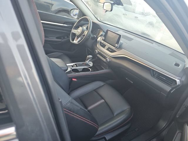 Used 2025 Nissan Altima 2.5 SR AWD/4WD image 10