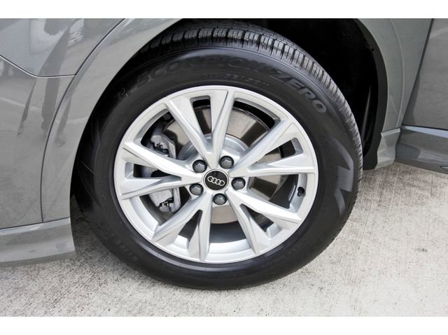 Used 2024 Audi Q3 2.0T Premium Plus w/ Premium Plus Package AWD/4WD image 31