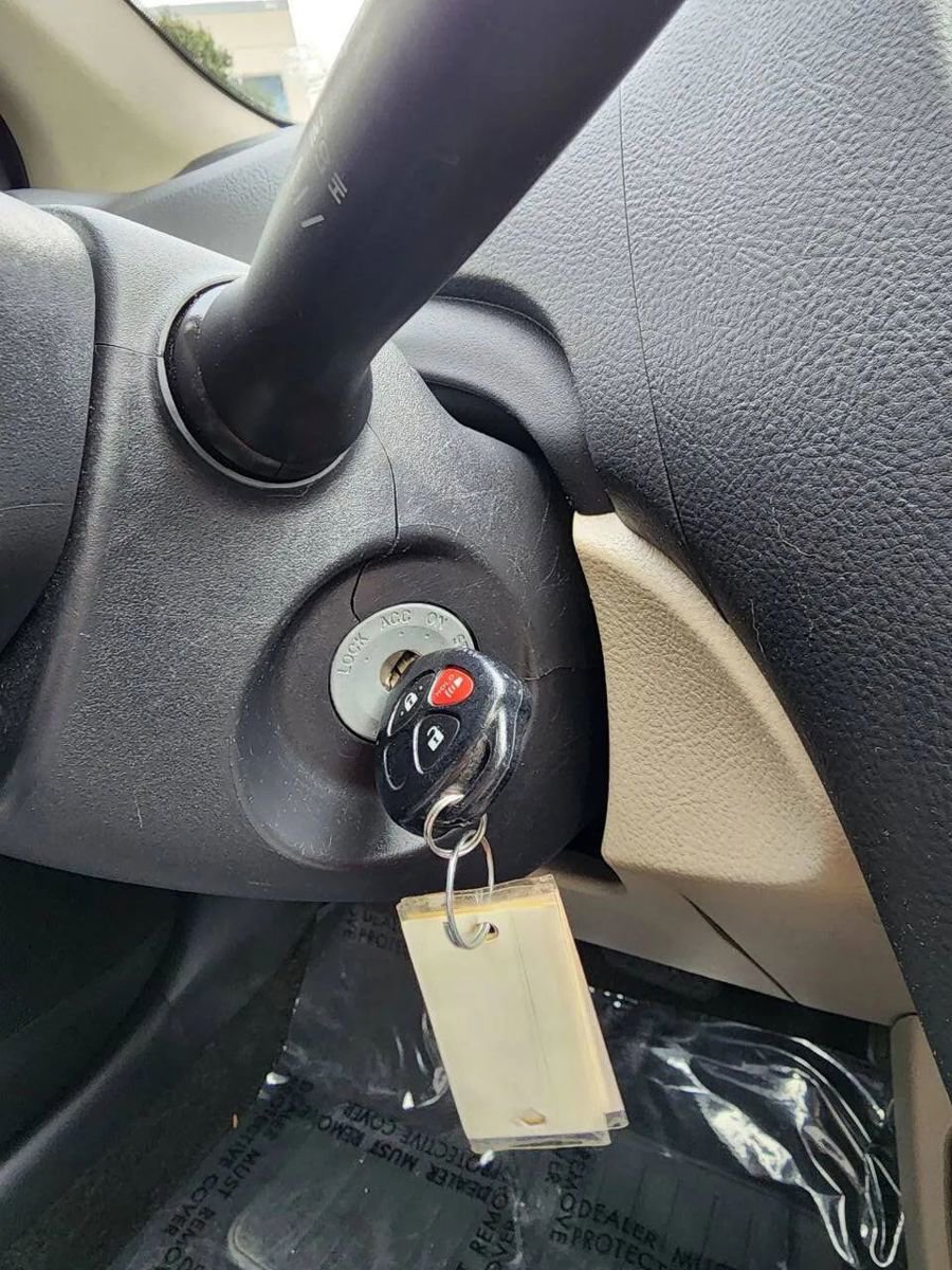 Used 2007 Toyota Yaris S image 25