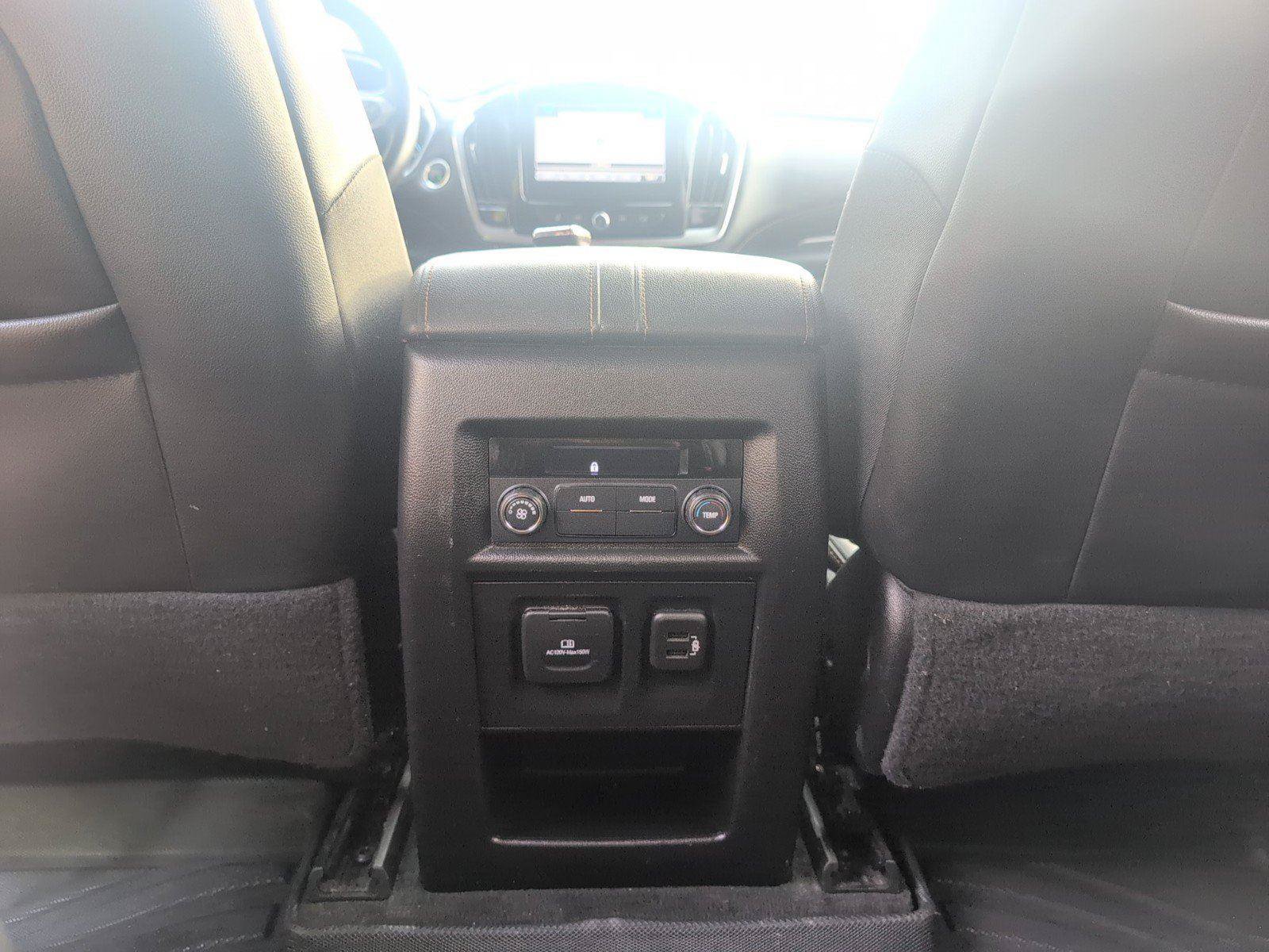 Used 2019 Chevrolet Traverse RS FWD image 33