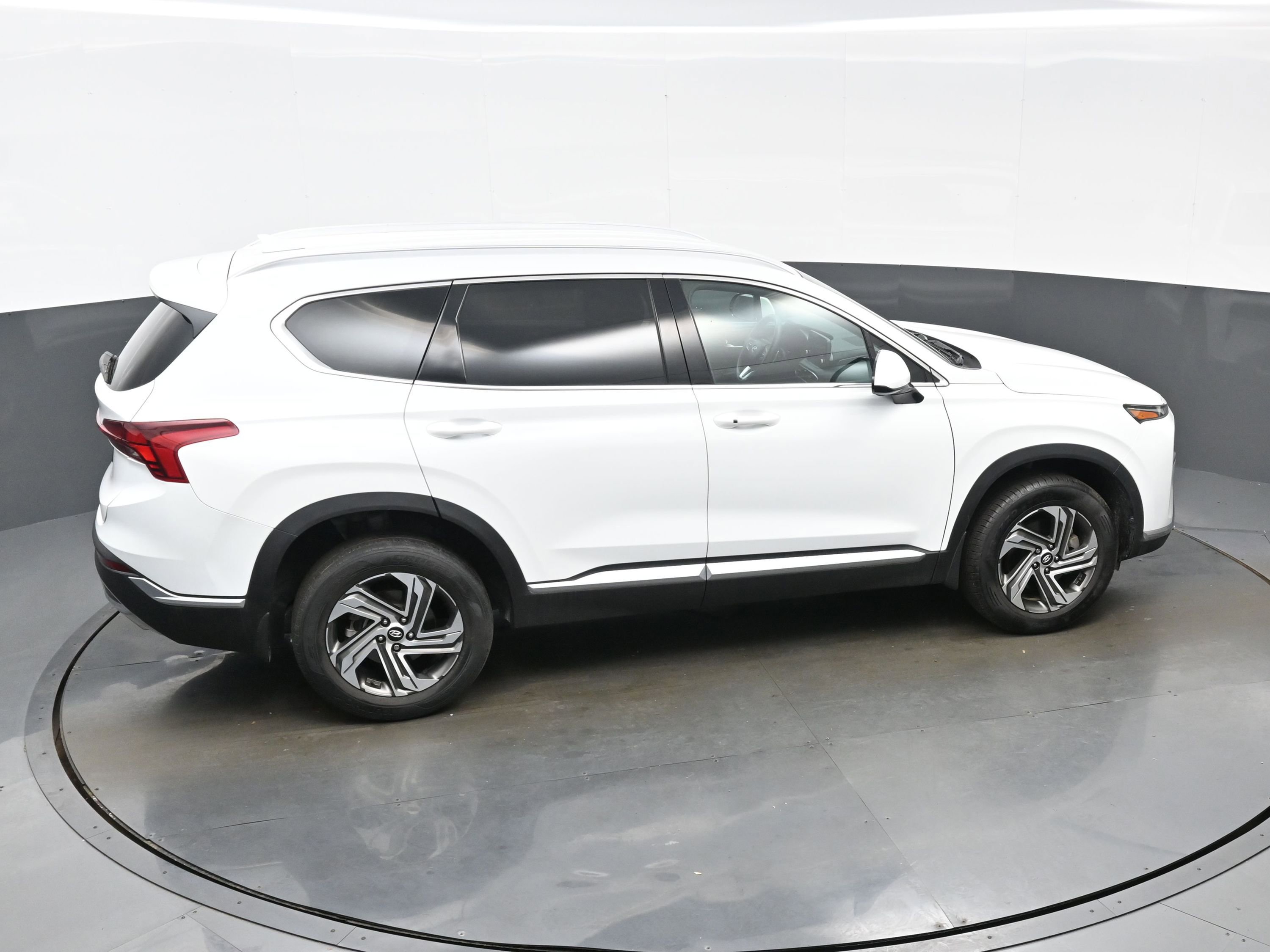 Used 2022 Hyundai Santa Fe SEL AWD/4WD image 36