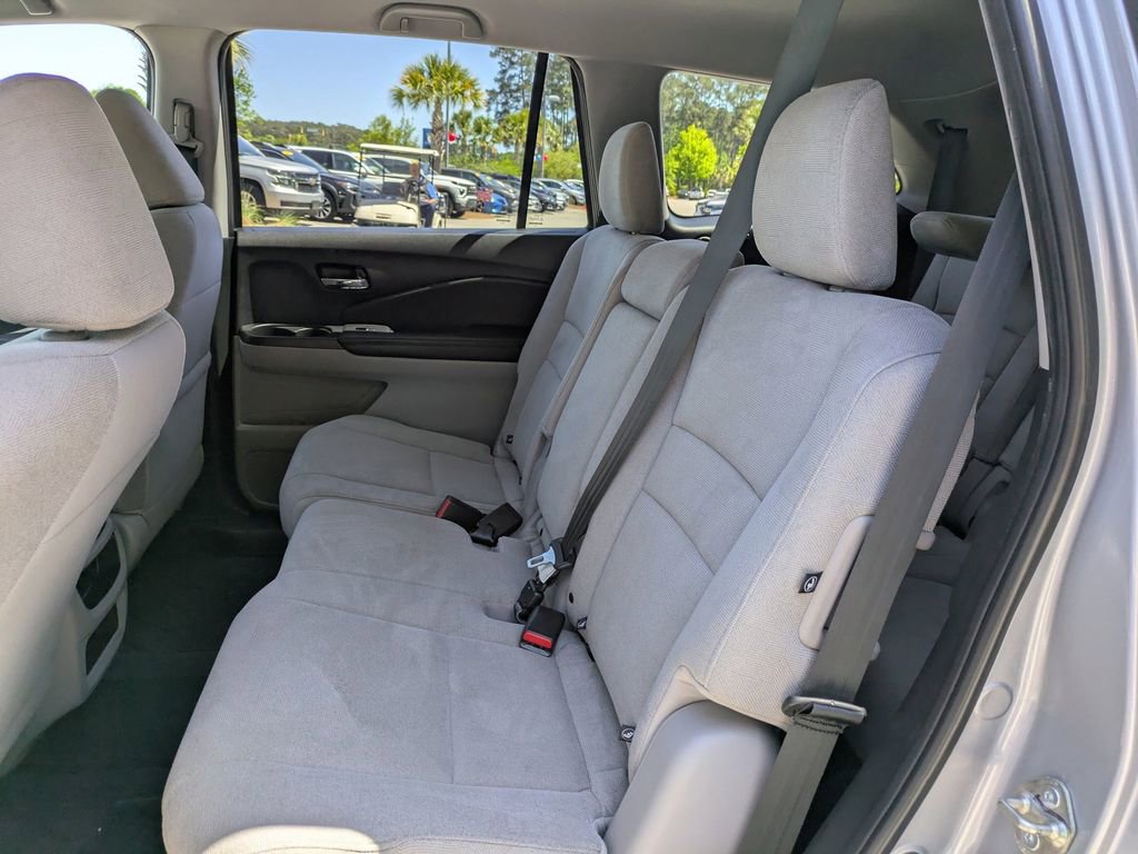 Used 2020 Honda Pilot LX image 14