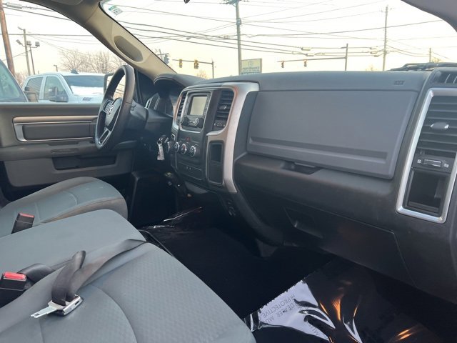 Used 2019 RAM 1500 Classic SLT image 11