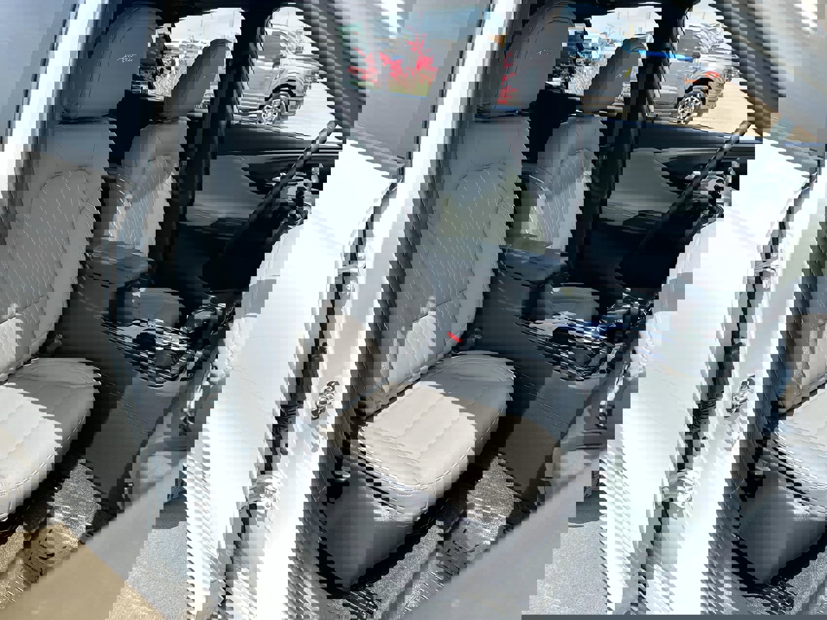 Used 2025 Buick Envista Avenir FWD image 25