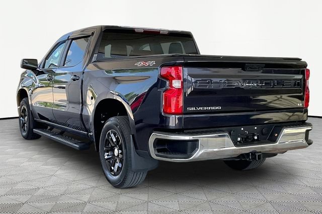 Used 2023 Chevrolet Silverado 1500 LT AWD/4WD image 4
