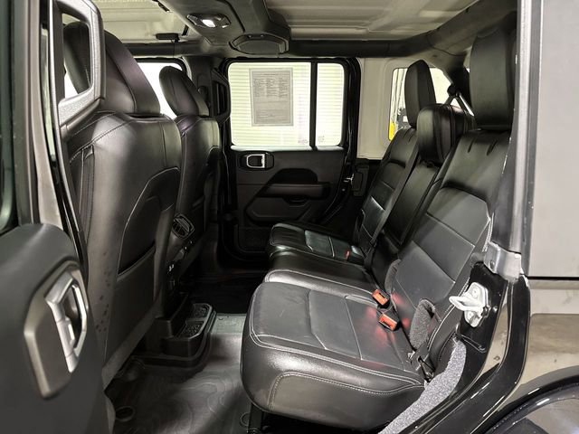 Used 2018 Jeep Wrangler Unlimited Sahara AWD/4WD image 23
