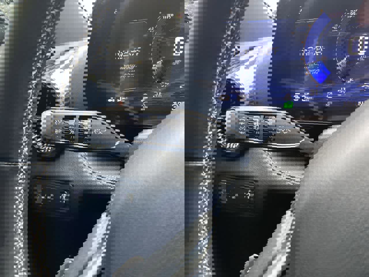 Used 2024 Chevrolet Blazer EV LT AWD/4WD image 22