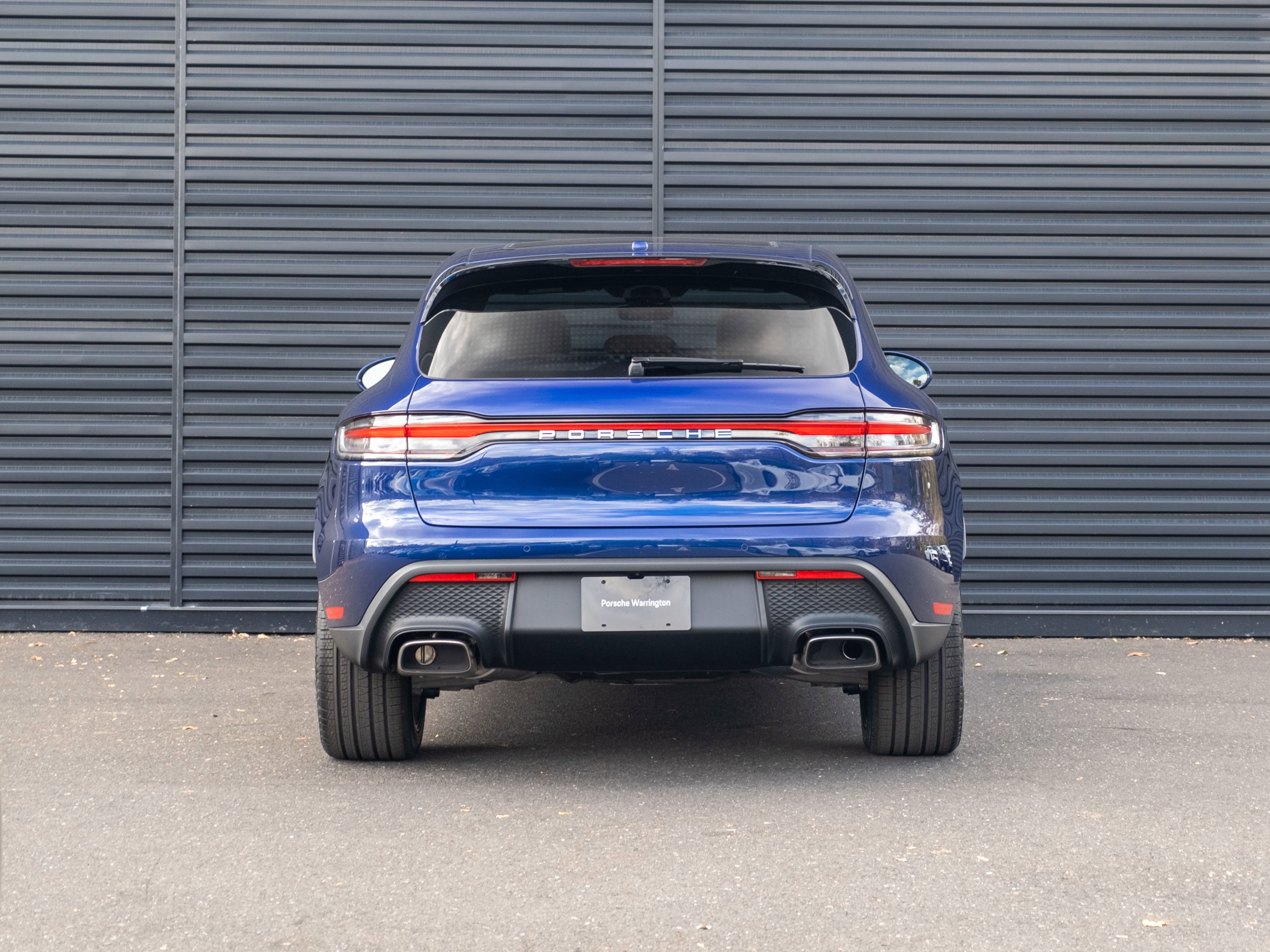 Certified 2026 Porsche Macan image 7