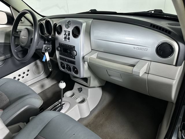 Used 2008 Chrysler PT Cruiser FWD image 30