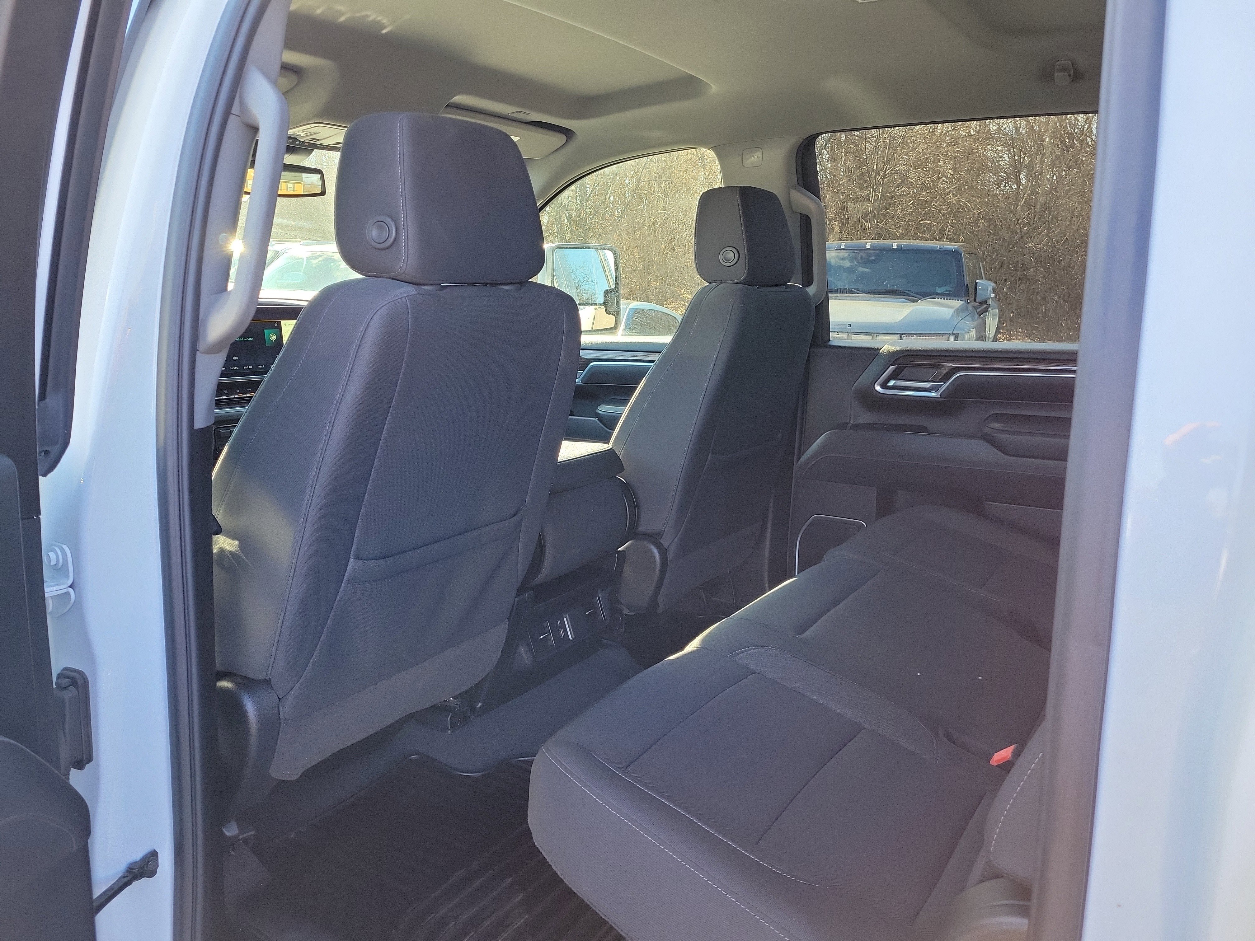 Used 2025 Chevrolet Silverado 2500 LT w/ Safety Package image 14