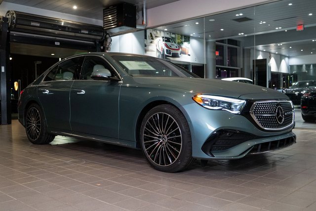 New 2026 Mercedes-Benz E 350 4MATIC Sedan