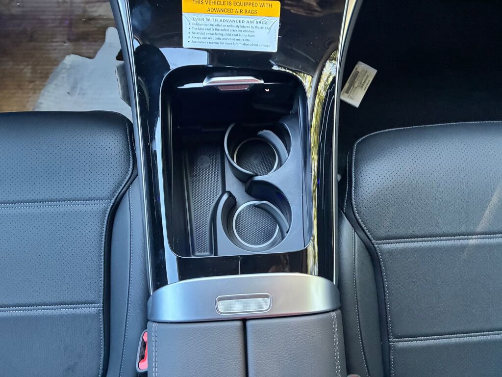 New 2026 Mercedes-Benz GLC 350e 4MATIC image 11