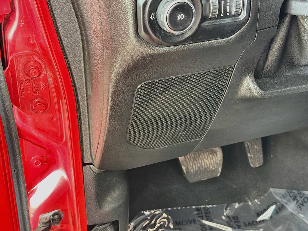 Used 2021 Jeep Wrangler Unlimited Sahara w/ Uconnect 4C Nav & Sound Group AWD/4WD image 29