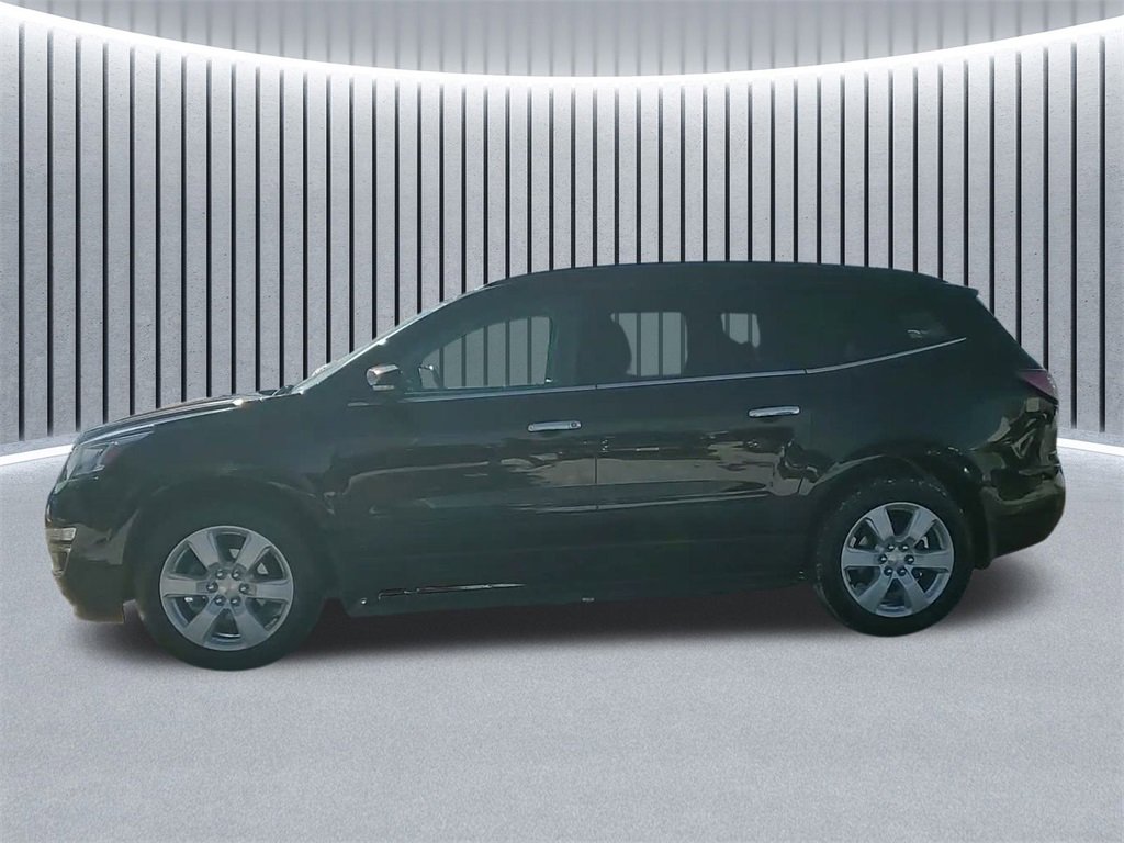 Used 2017 Chevrolet Traverse LT w/ Style and Technology Package image 17
