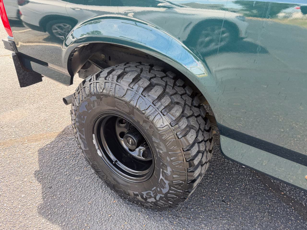 Used 1993 Ford Bronco XLT AWD/4WD image 27