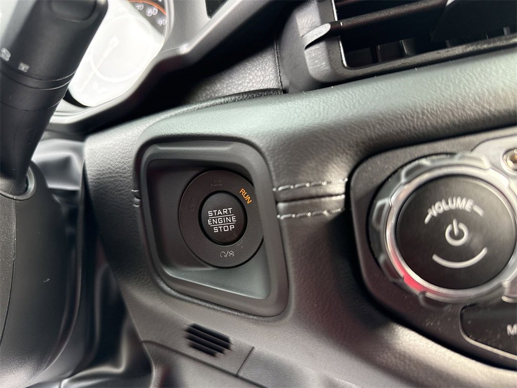 New 2025 Jeep Wrangler Sahara image 18