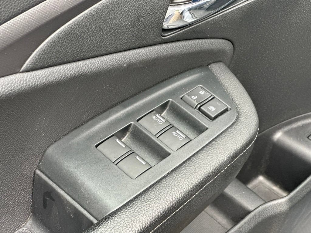 Used 2023 Honda Ridgeline Sport image 15