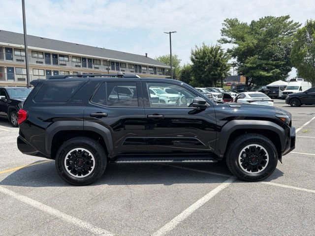 Used 2025 Toyota 4Runner TRD Off-Road Premium AWD/4WD image 7