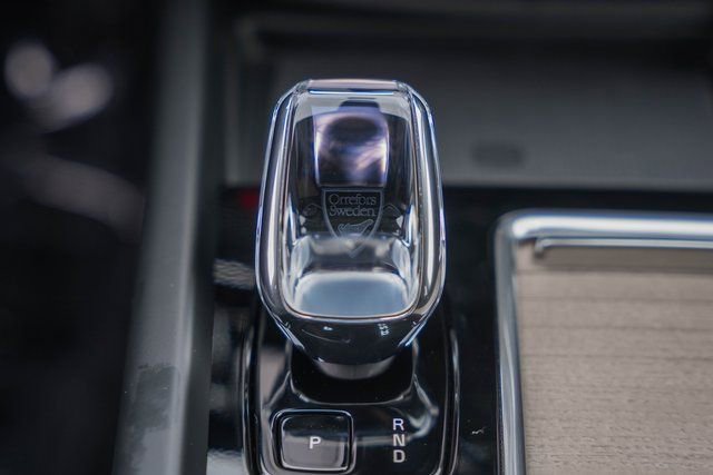 New 2026 Volvo XC60 B5 Plus w/ Protection Package Premier image 24