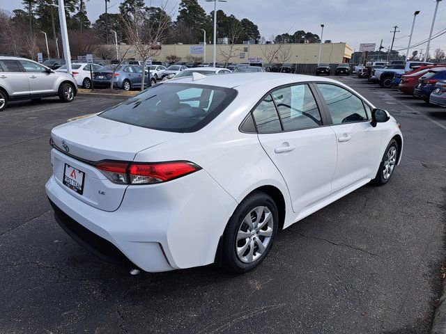 Used 2026 Toyota Corolla LE image 7