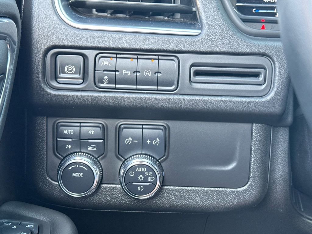 Used 2024 GMC Yukon SLT image 26