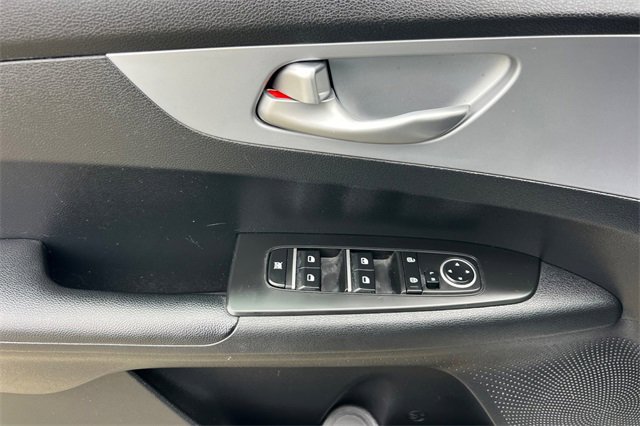 Used 2023 Kia Forte LXS image 14