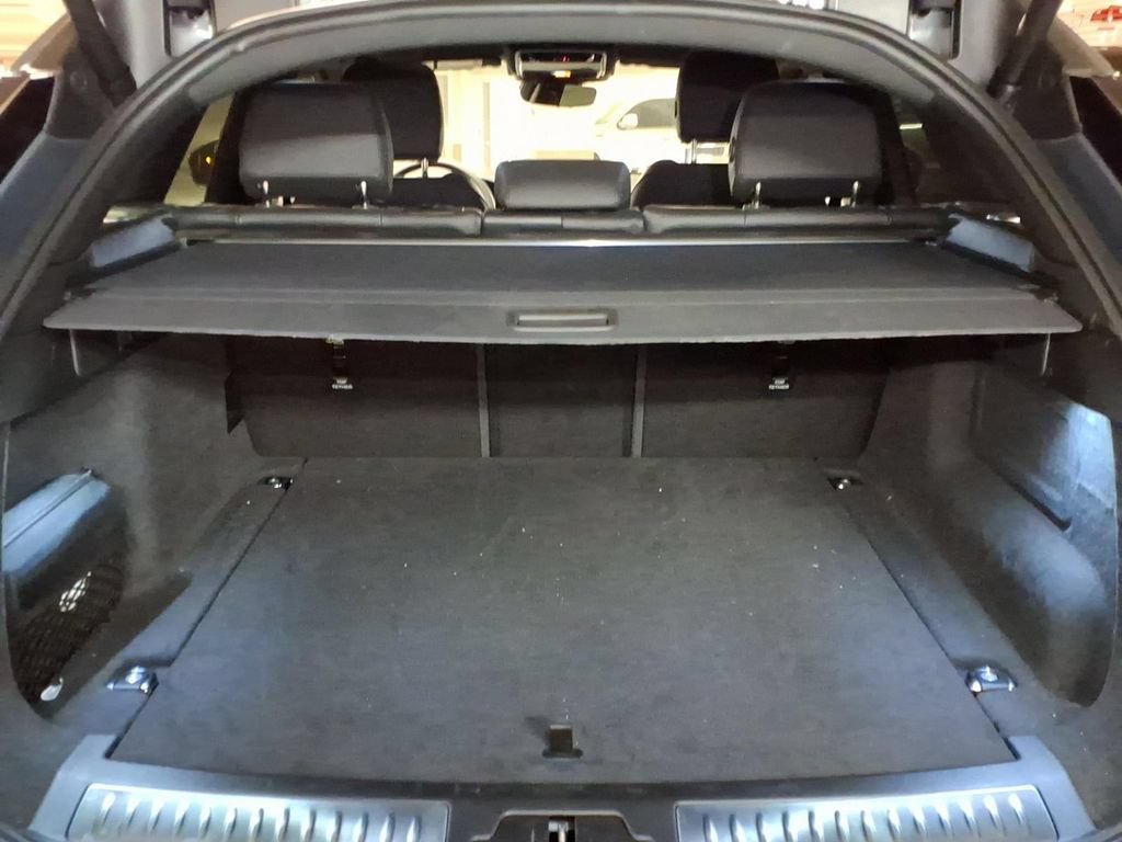 Used 2026 Land Rover Range Rover Velar Dynamic SE AWD/4WD image 5