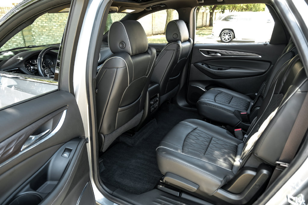 Used 2024 Buick Enclave Avenir w/ Avenir Technology Package FWD image 54