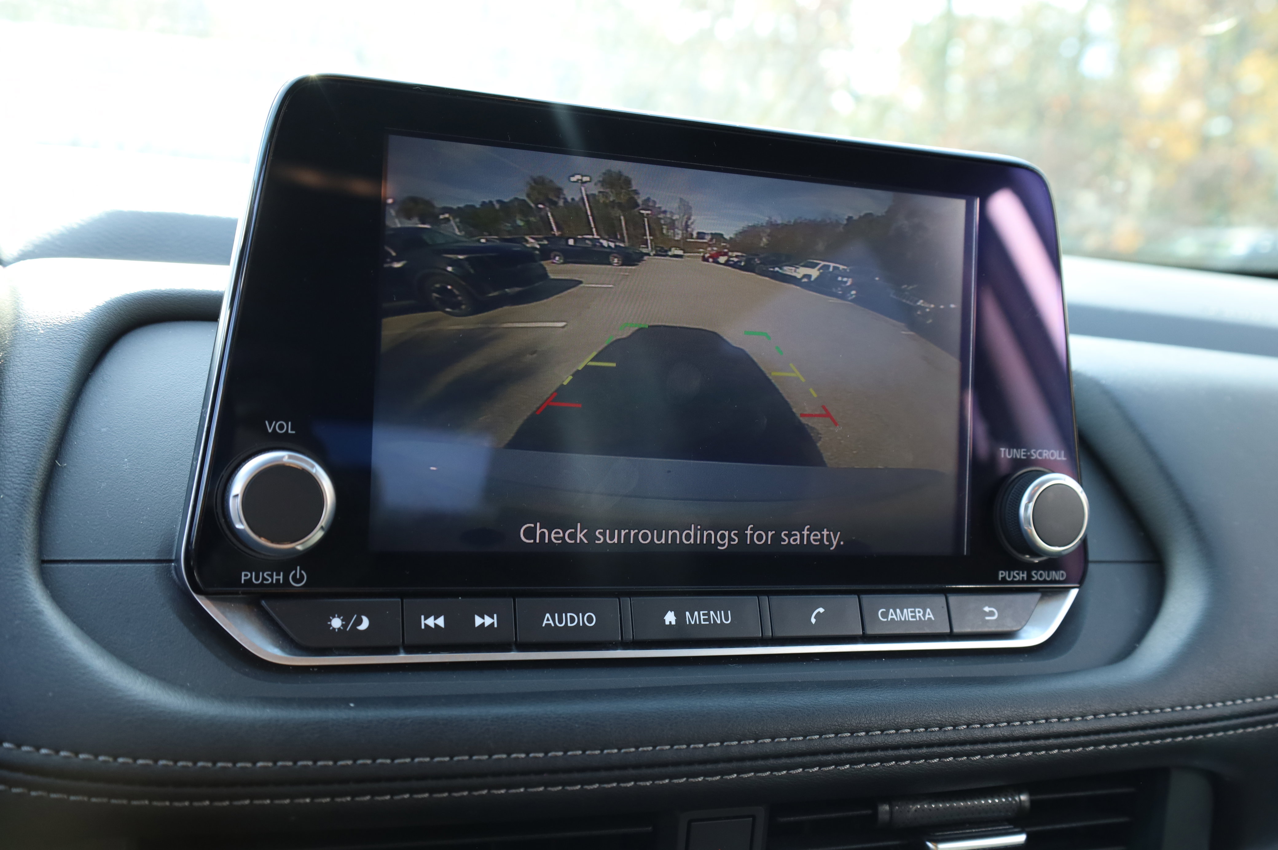 Used 2024 Nissan Rogue SV image 18