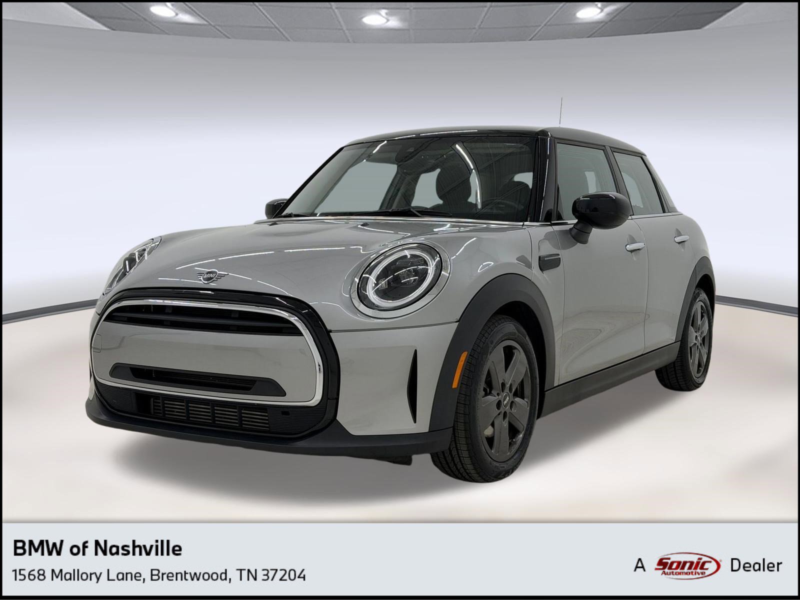 Used 2023 MINI Cooper 4-Door Hardtop image 1
