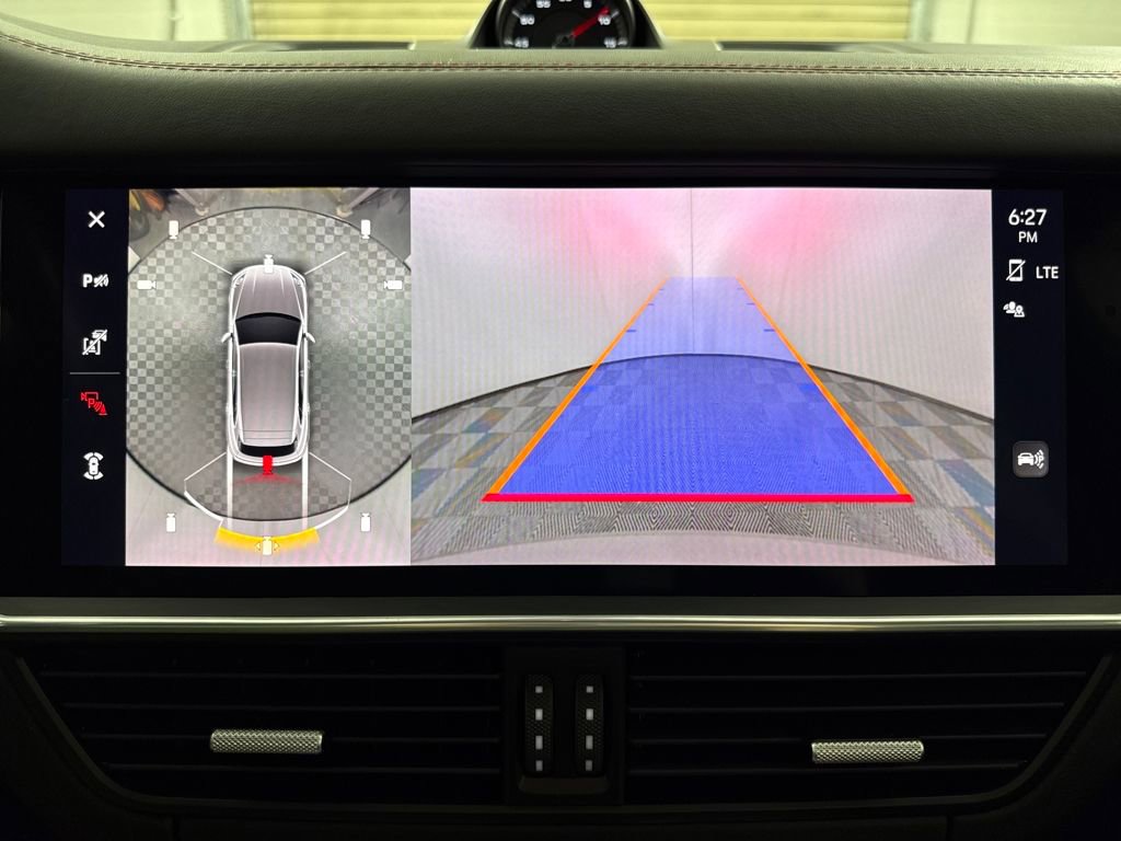 Used 2023 Porsche Cayenne GTS image 15